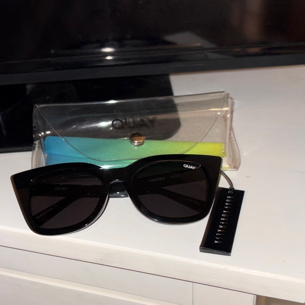 Quay Australia Black Cat Eye Sunglasses with Clear Case and Cloth